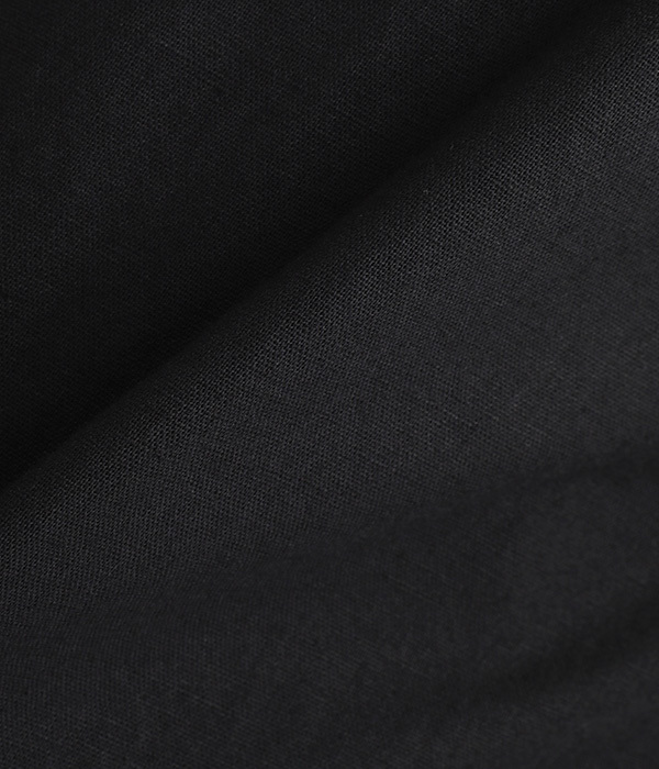 コットンリネン平織　裾フレアーノースリーブブラウス(D・ブラック)