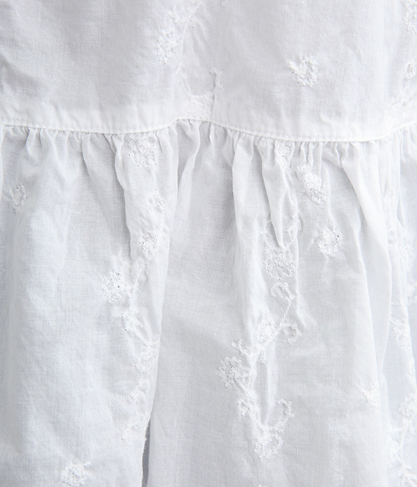 コットンローン総柄刺繍　日本製品染め　後ろ切替えプルオーバーシャツ(A・ホワイト)