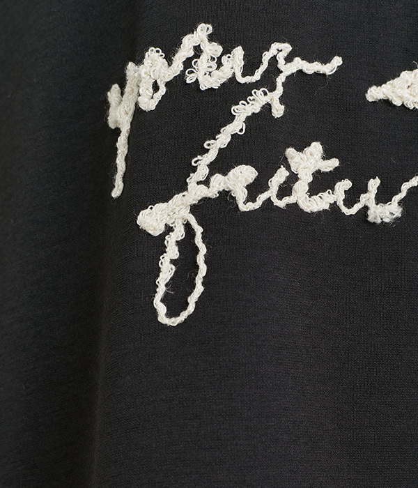 刺繍ロングTシャツ(B・ブラック)