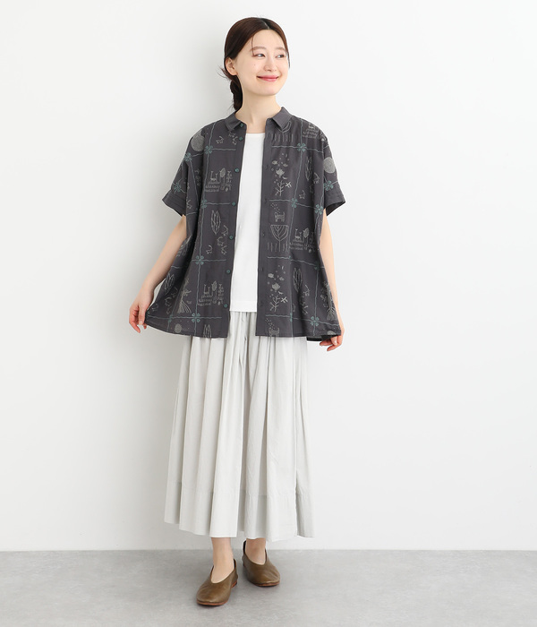 SUPER HAKKA×オバタクミ｢心の中の絵本｣総刺繍ドルマンシャツ(A・ベージュ)