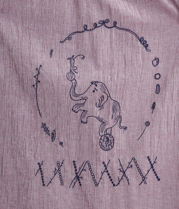 SUPER HAKKA×えんどうゆりこ｢ささやかなおひろめ｣刺繍 コットンリネンギンガムチェックギャザーワンピース(A・パープル)