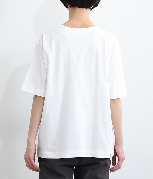 SUPER HAKKA×えんどうゆりこ｢植物を編む｣刺繍Tシャツ(A・オフホワイト)