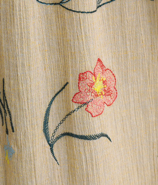 コットンリネンシャンブレー フラックスデフルール刺繍ワンピース(A・ベージュ)