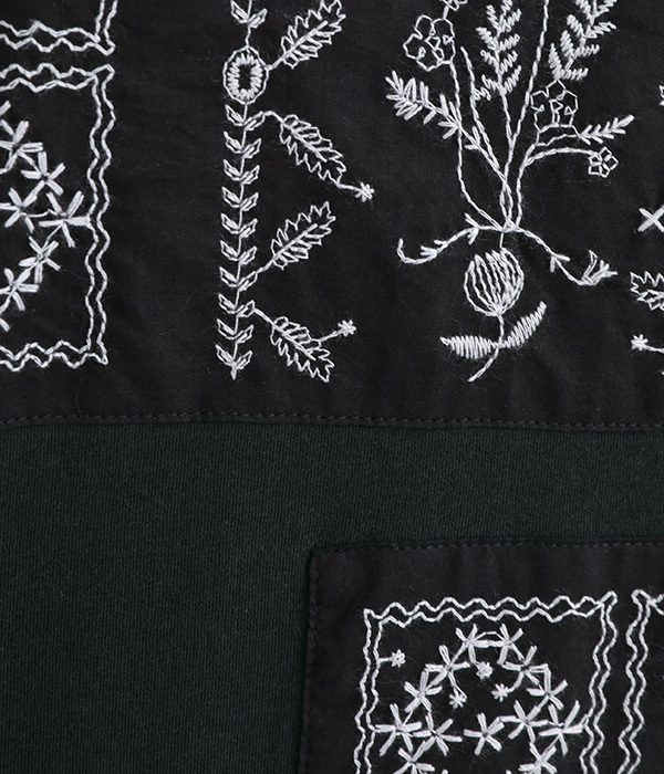30番手天竺×60コットンローン フレームフラワー刺繍 パッチワークTシャツ(C・ブラック)