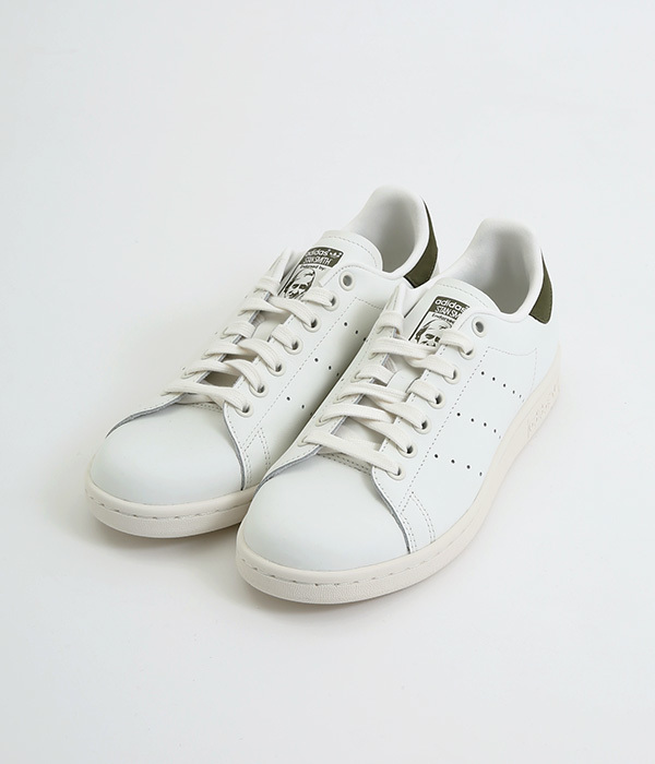 STAN SMITH(コアホワイト/コアホワイト/オリーブストレータ)