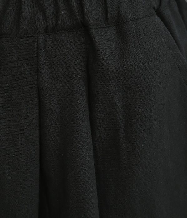 コットンリネンキャンバス　裾タックパンツ(B・ブラック)