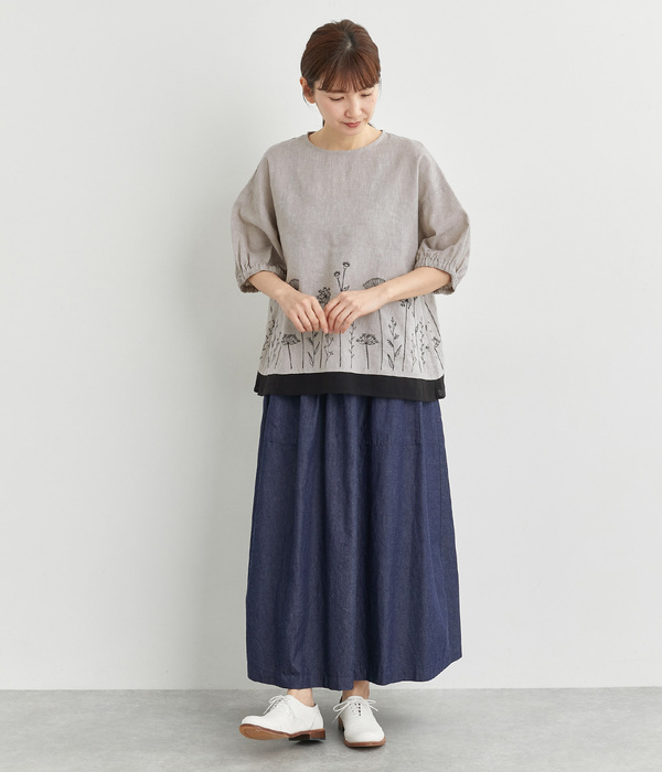 コットンリネン平織り配色切替刺繍ブラウス(B・ベージュ)