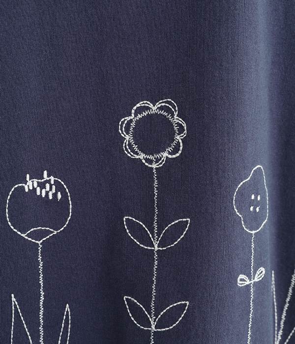 裾から花刺繍プルオーバー(C・ネイビー)