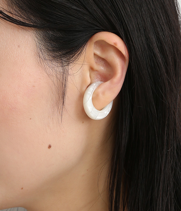 EAR　CUFF　Mサイズ(D・ミルキーホワイト)