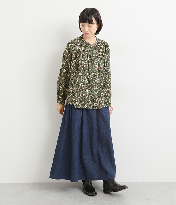 LIBERTYPRINTゴムシャーリングブラウス長袖(B・ブラック)