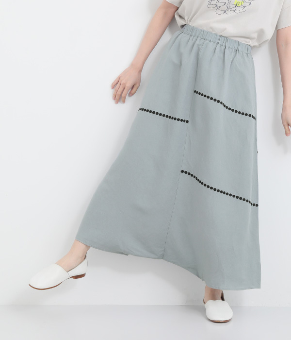 リネンレーヨンライン刺繍サルエルバルーンパンツ(A・ブラック)