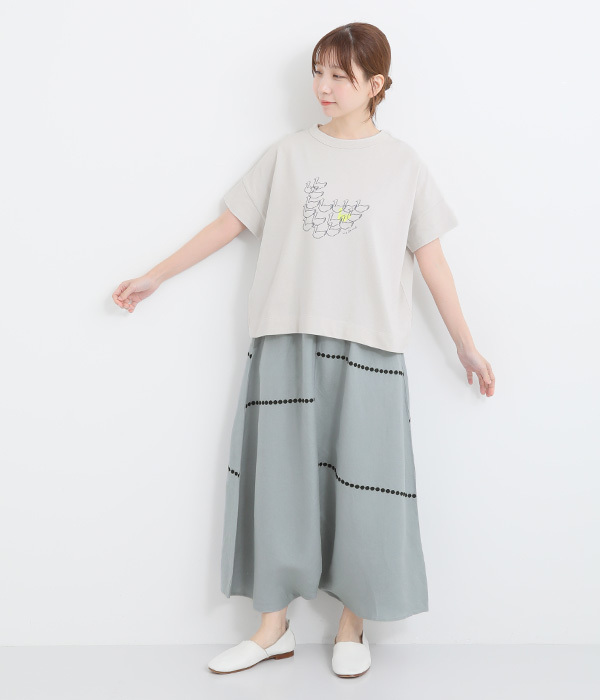 リネンレーヨンライン刺繍サルエルバルーンパンツ(A・ブラック)