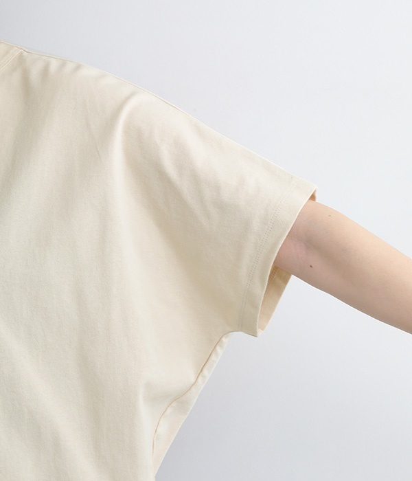 Cloche USコットン バックラインユーカリプリントTシャツ(A・オフホワイト)
