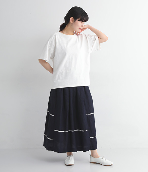 リネンレーヨン polkaライン刺繍スカート(C・ネイビー)