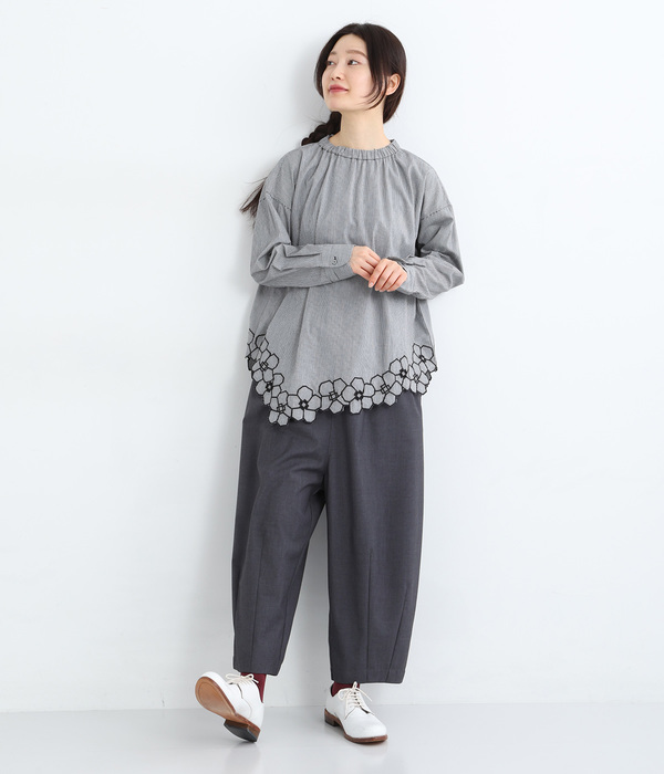 アシメ裾刺繍ゴムギャザーネックシャツ(B・ギンガム)