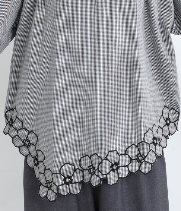 アシメ裾刺繍ゴムギャザーネックシャツ(B・ギンガム)