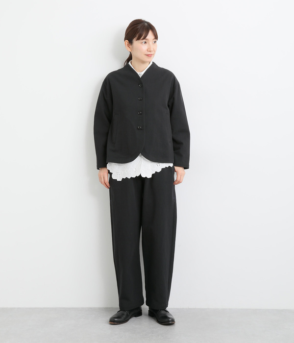コットンリネンエルボーロゴ刺繍ノーカラージャケット(B・ブラック)