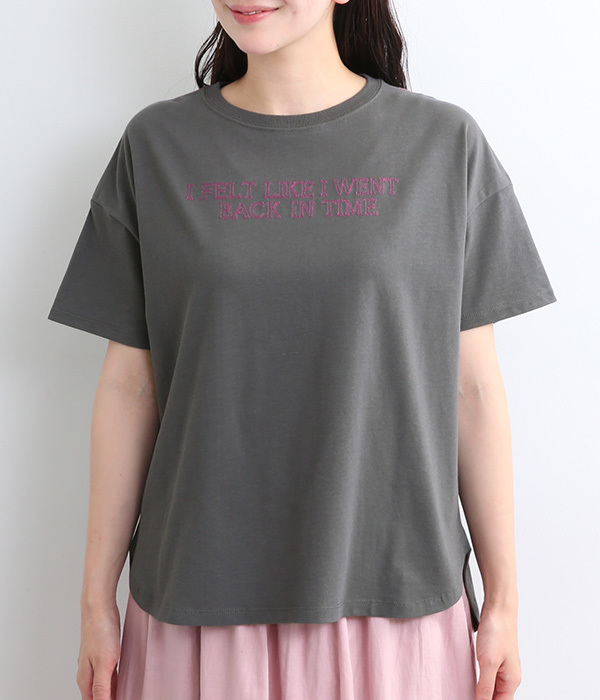 ロゴ刺繍Tシャツ(B・チャコール)