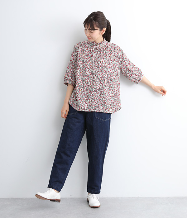 フラワープリント　襟フリルシャツ7分袖(A・オフホワイト小花)