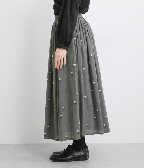 シロツメクサ刺繍ギャザースカート(C・ダークグレー)