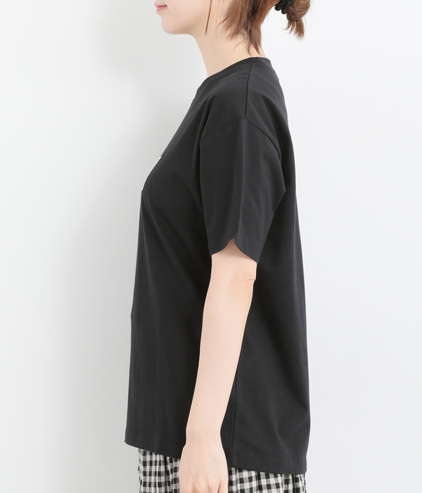 ロゴ刺繍Tシャツ(B・ブラック)