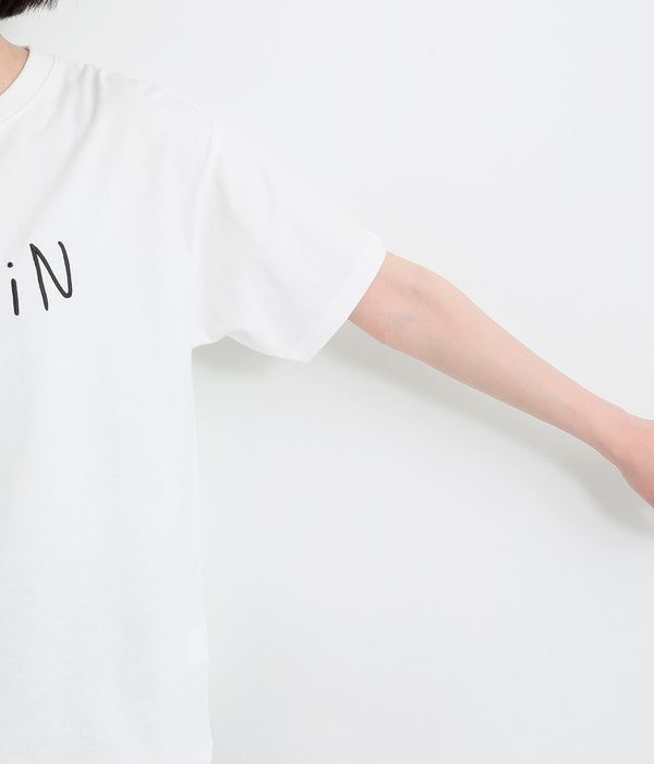 ロゴ刺繍Tシャツ(B・ブラック)