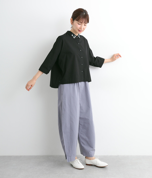 シロツメクサ刺繍6分袖シャツ(B・ブラック)