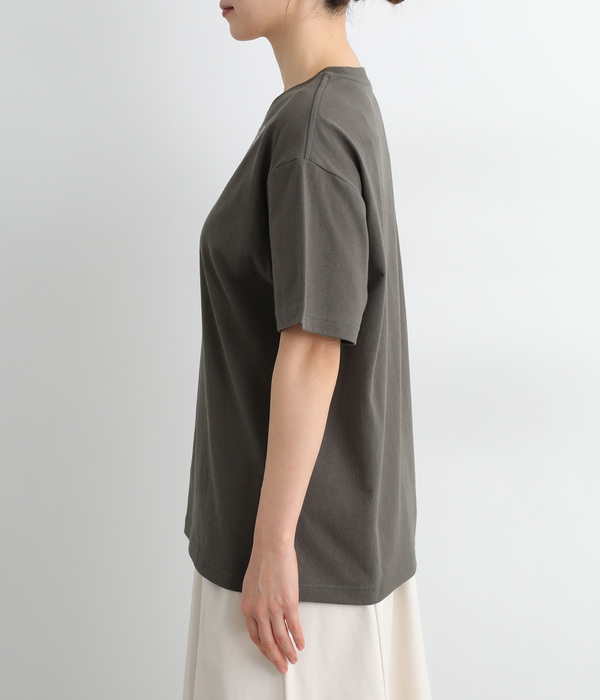 USAコットンワンポイント刺繍ボックスTシャツ(C・チャコール)