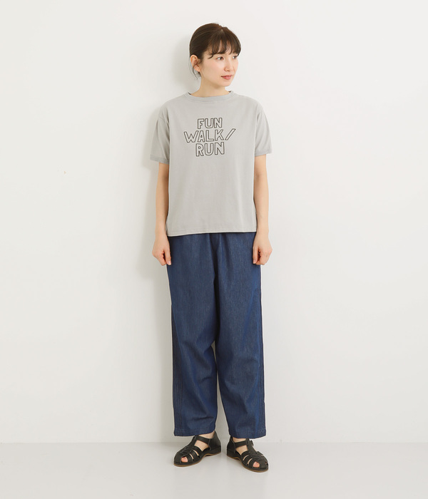 コットン天竺半袖プリントTシャツ〈FUN WALK/RUN〉(B・グレー)