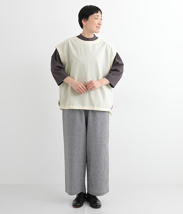 コットンリネンキャンバス裾ドロストスリーブレスプルオーバー(B・ブラック)