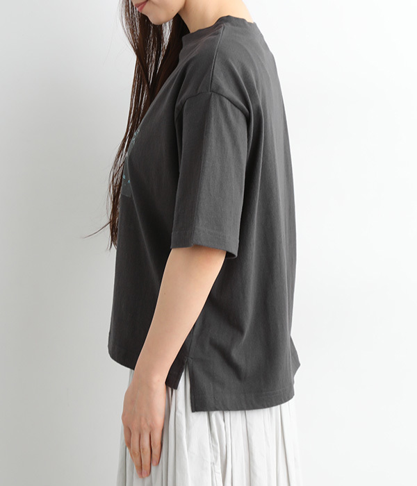 ラフィ天竺転写プリントワイドTシャツ(C・スミクロ)