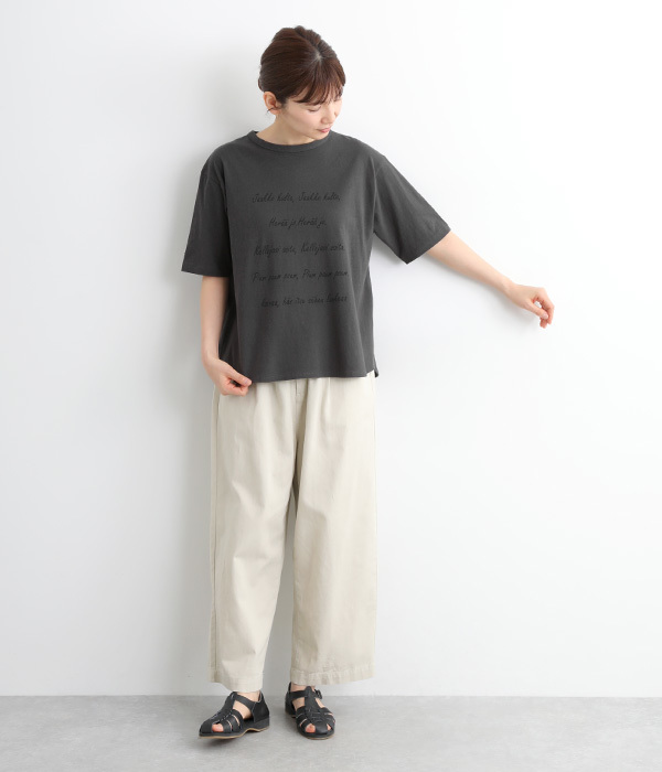 ラフィ天竺リリックスプリント裾ラウンドTシャツ(B・スミクロ)