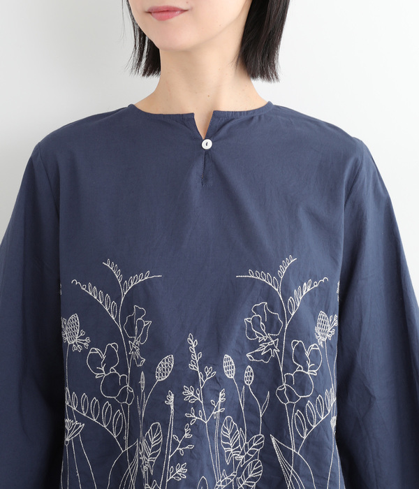 ボタニカル刺繍コットンブラウス(A・ホワイト)