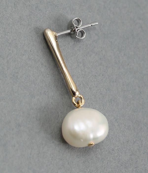 freshwater　pearl　line　mini　ピアス(A・ゴールド)