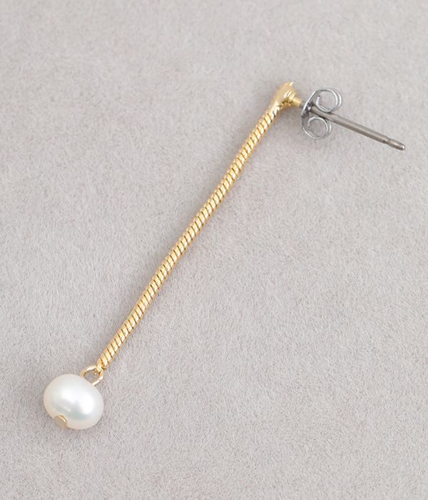 twig petit pearl　ピアス(カラー1)