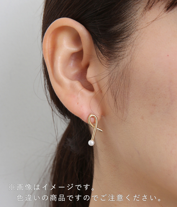 pearl　twist　ピアス(B・シルバー)