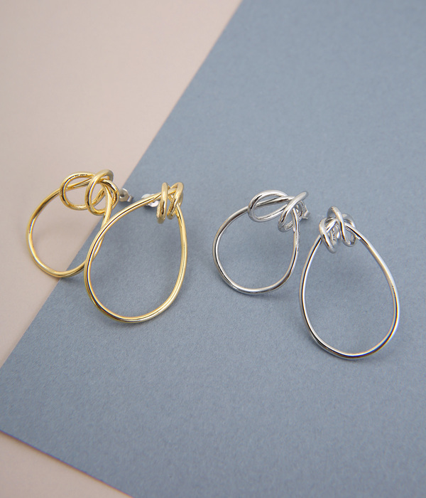 knot motif asymmetry　ピアス(B・シルバー)