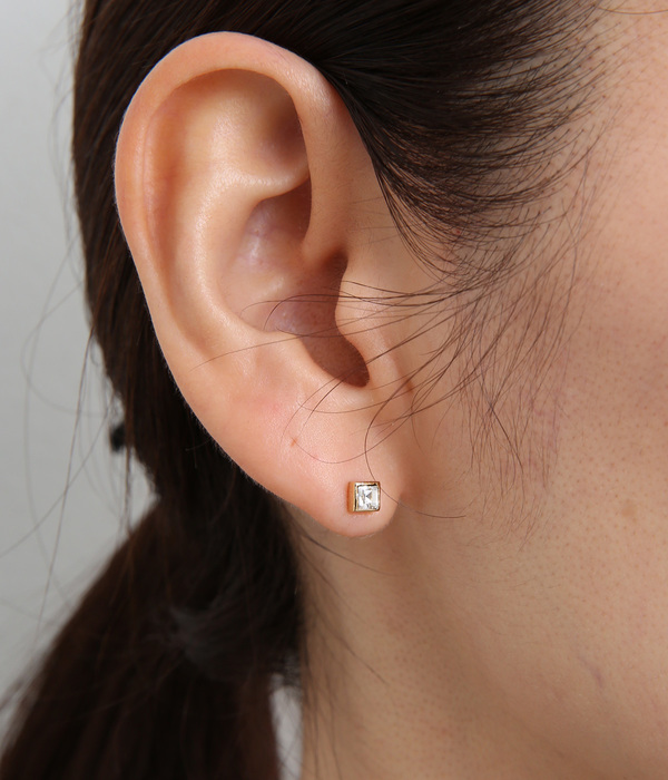 sparkly small square　ピアス(A・ゴールド)