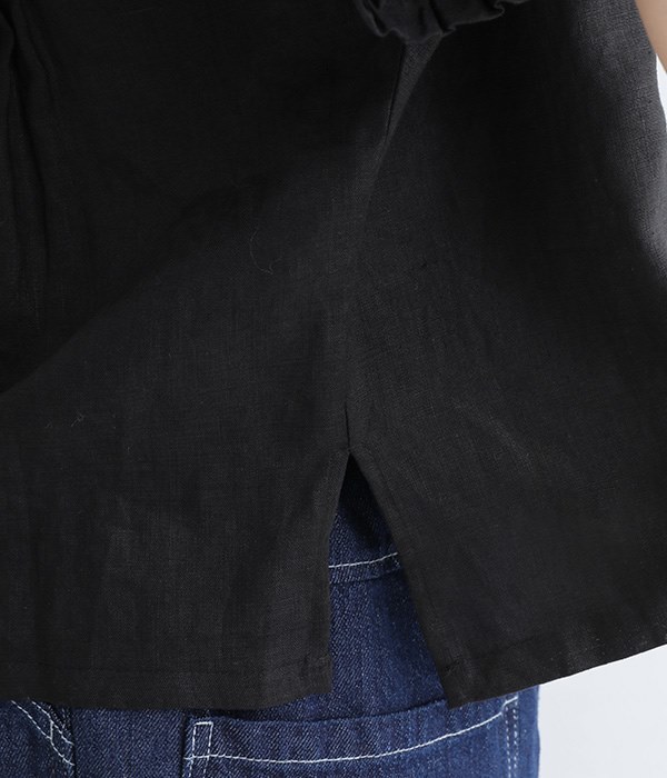 リネン　襟・袖口フリル胸元ピンタックブラウス(A・ブラック)