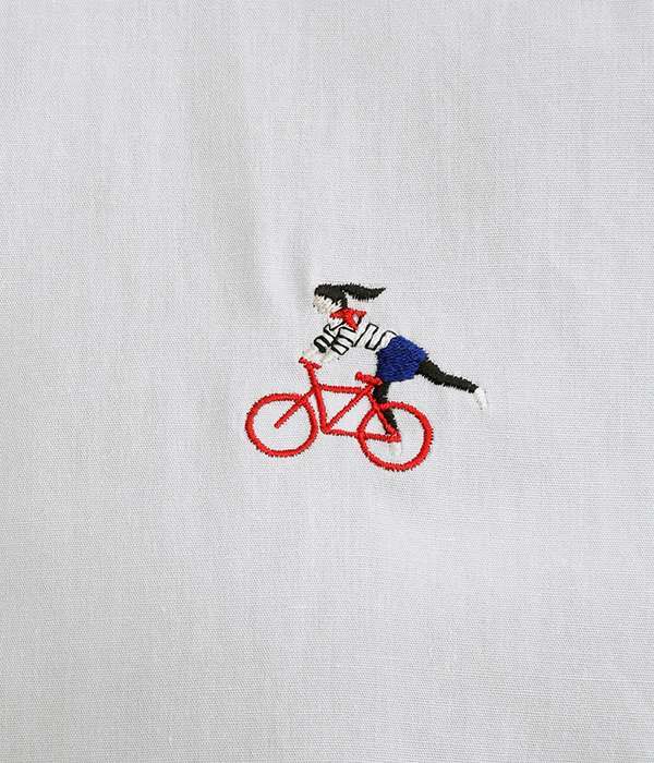 コットン自転車の女の子刺繍ブラウス(オフホワイト)