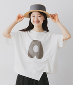アシンメトリー三角デザインTシャツ(ホワイト)