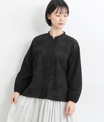 コットン前立てスカラ刺繍ブラウス(B・クロ)