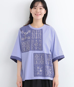 30番手天竺×60コットンローン フレームフラワー刺繍 パッチワークTシャツ(B・ブルー)